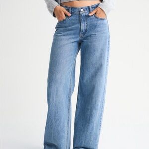 Ultra Loose Low Rise Jeans